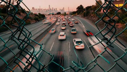 jiuyou游戏-LOL赛事对电竞产业的影响：如何推动电竞发展，lol电竞的成功