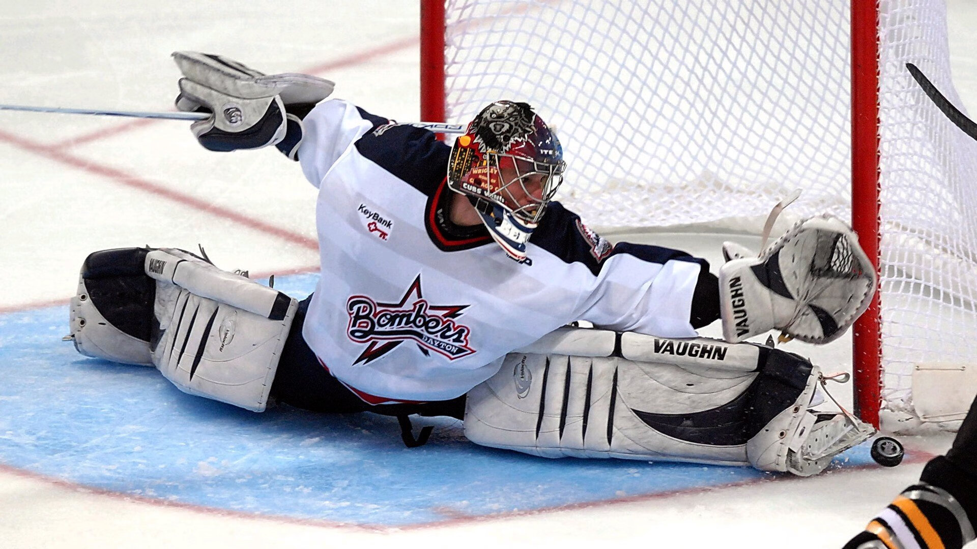 【场地影响分析】洛杉矶球场对比赛风格的影响，洛杉矶足球场