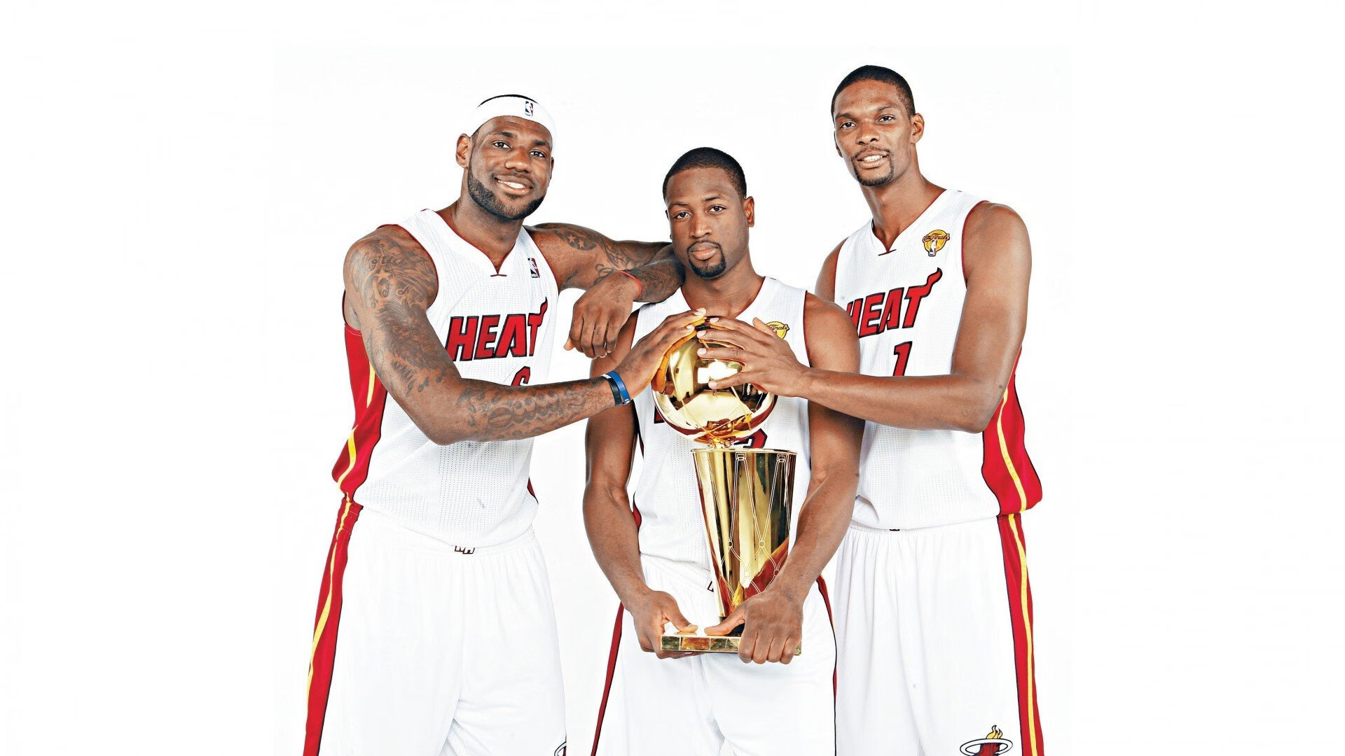 九游娱乐-勇士球员组织自主训练 谋求突破改变，勇士队内最新训练赛